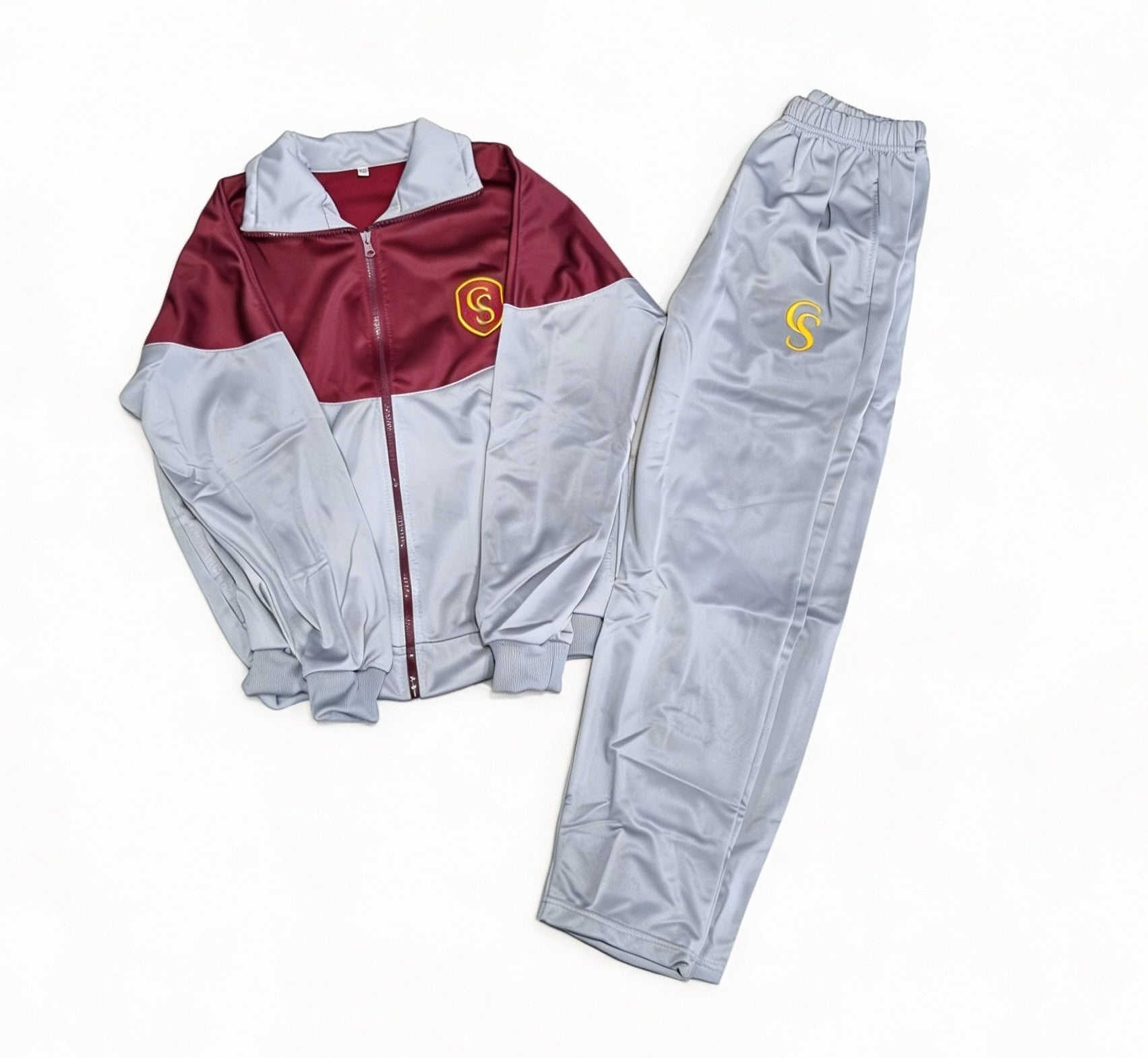 Buzo completo Colegio Saucache Tipo Velour